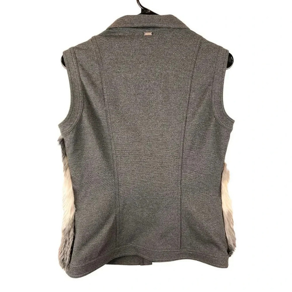 St John Women’s fur zip front vest size P - Picture 3 of 16